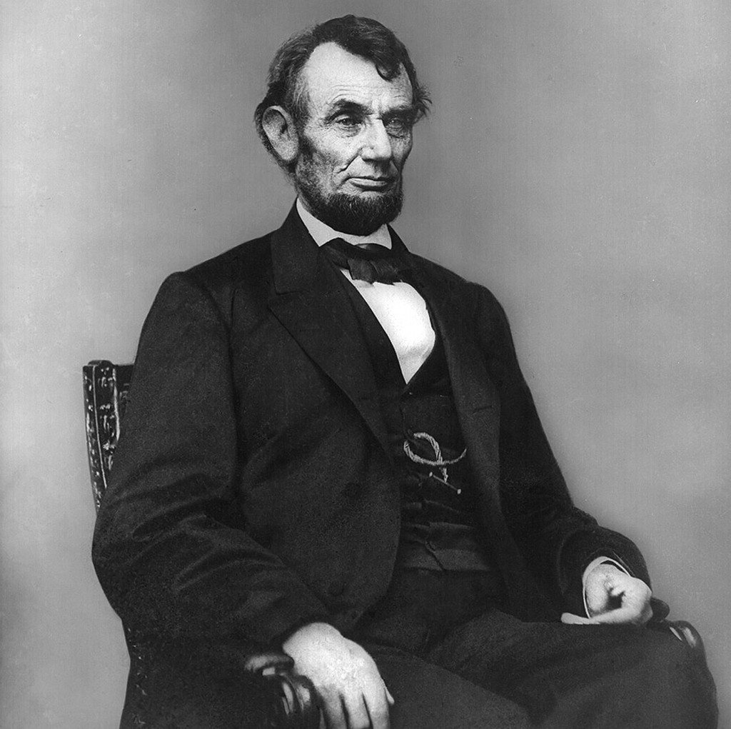 ABRAHAM LINCOLN AND ABOLISHMENT OF SLAVERY